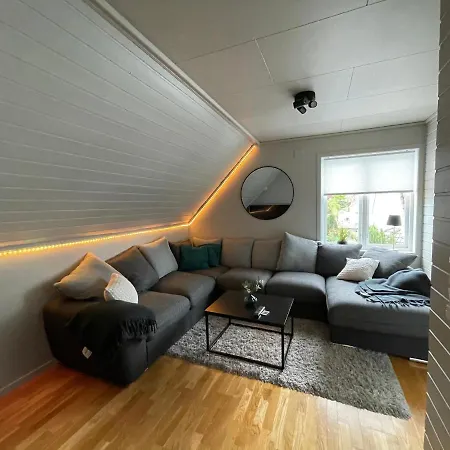 Vila 5-Bedroom Home In Heart Of Stavanger!